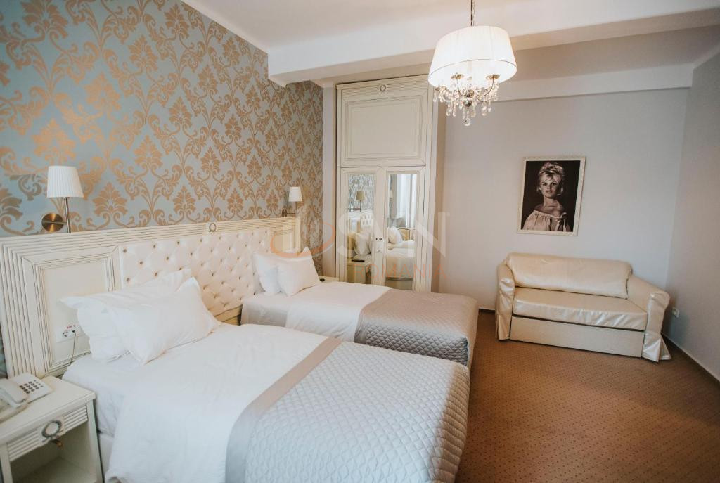 Casa, 15 camere Bucuresti/Parcul Carol