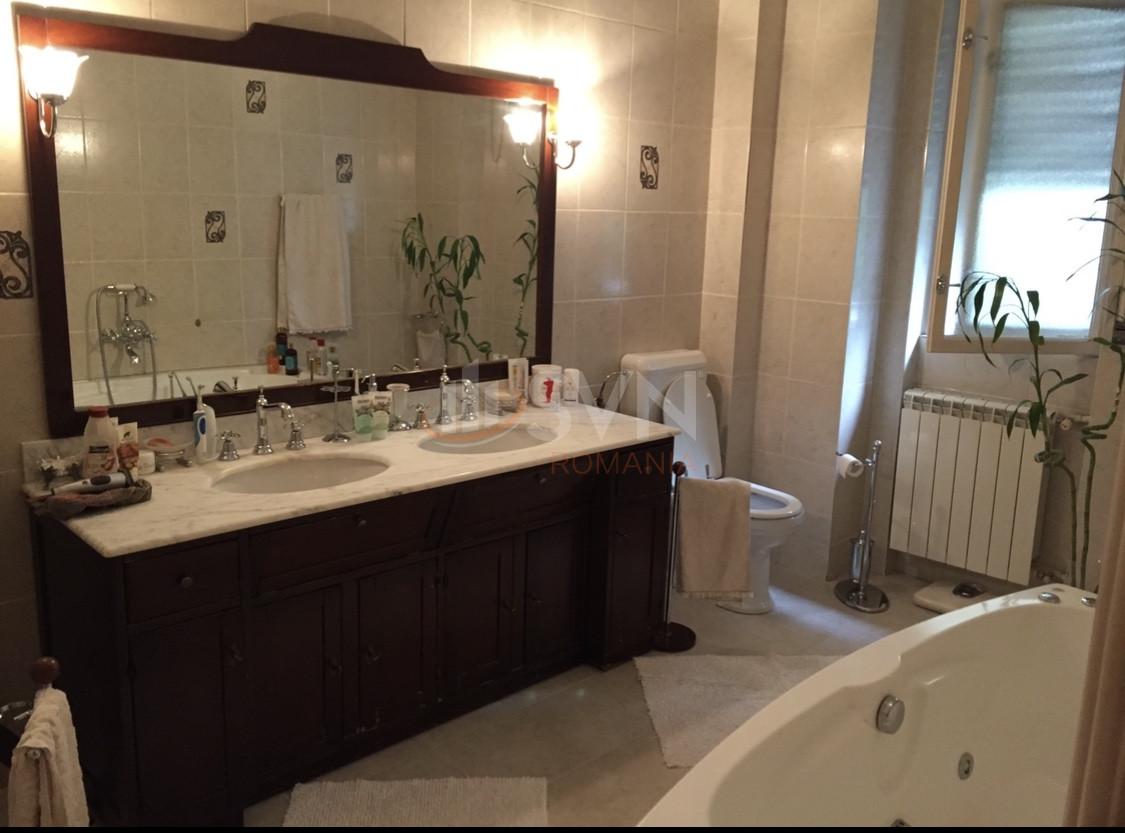 Casa, 15 camere Bucuresti/Armeneasca