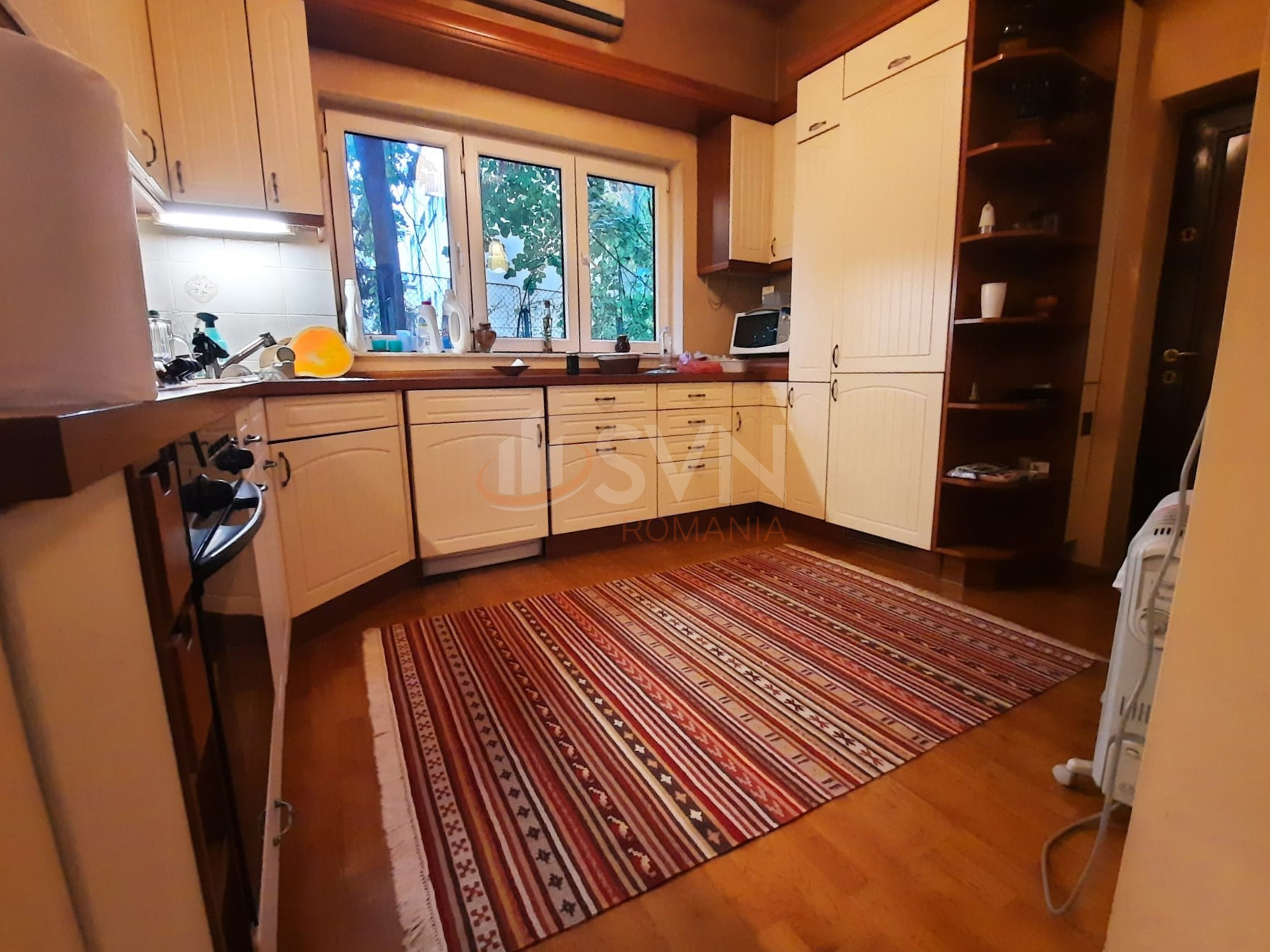 Casa, 15 camere Bucuresti/Armeneasca