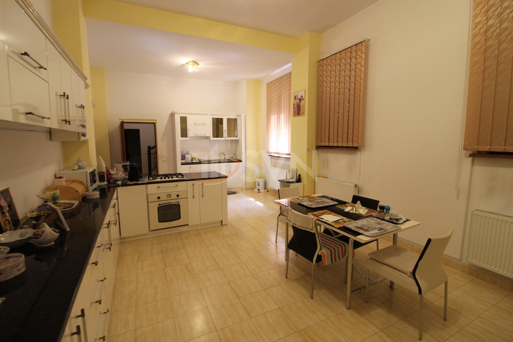 Casa, 15 camere Bucuresti/Dacia