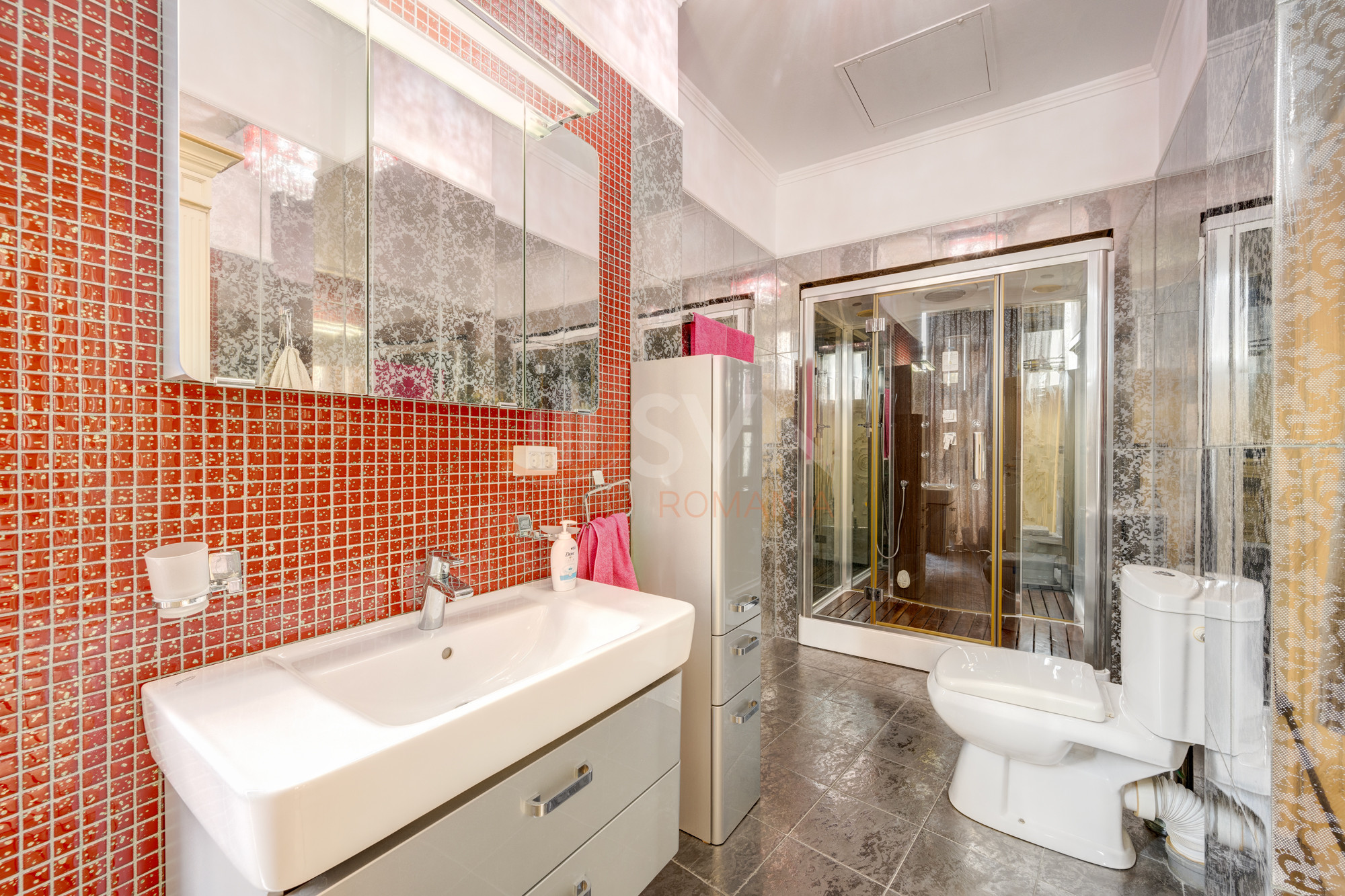 Casa, 15 camere Bucuresti/Petricani