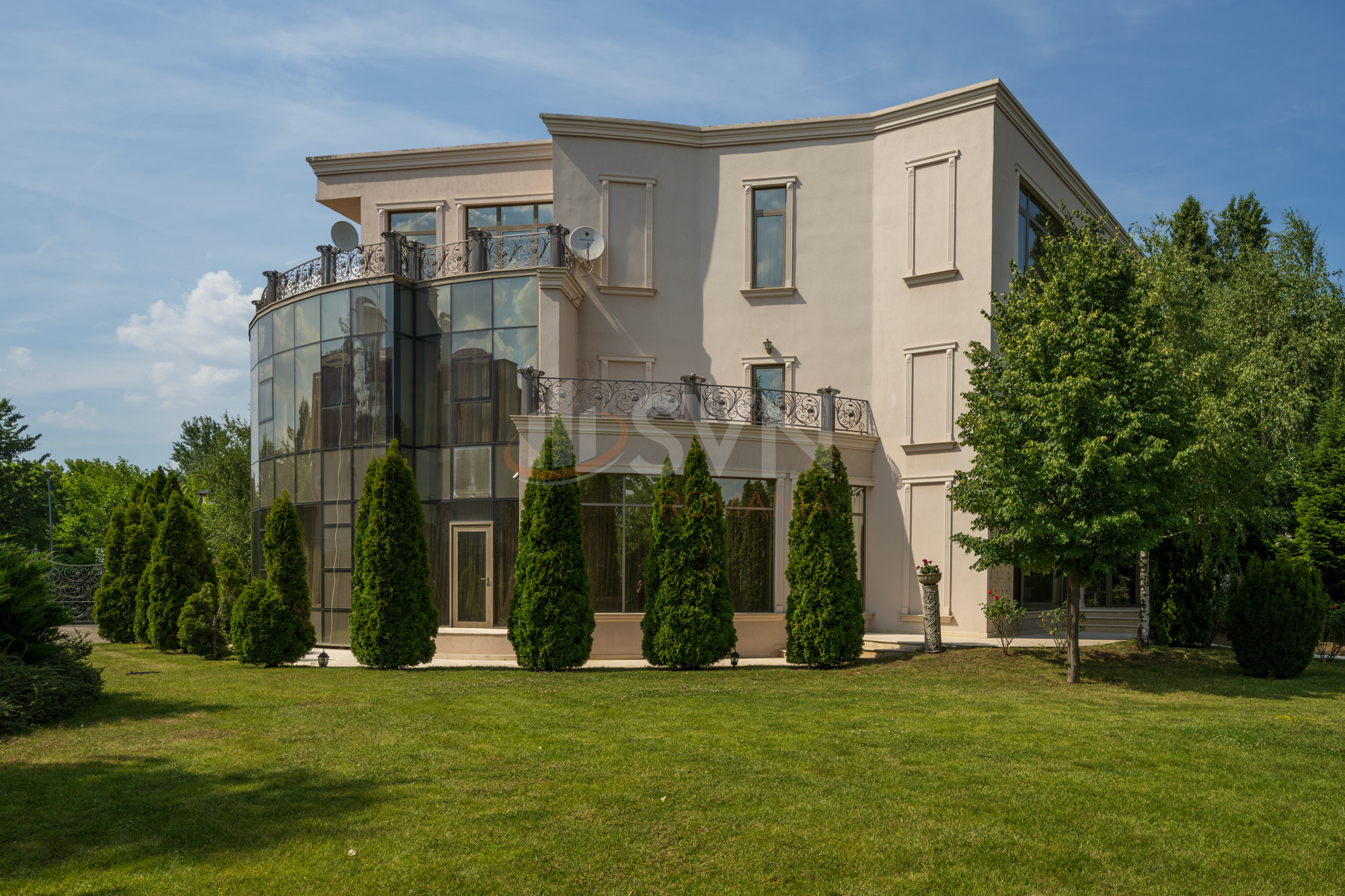 Casa, 15 camere Bucuresti/Petricani