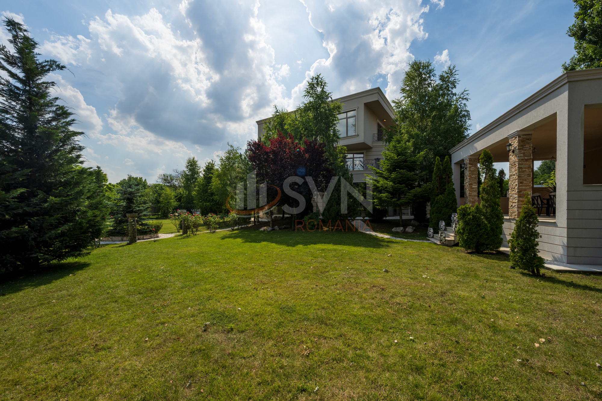 Casa, 15 camere Bucuresti/Petricani