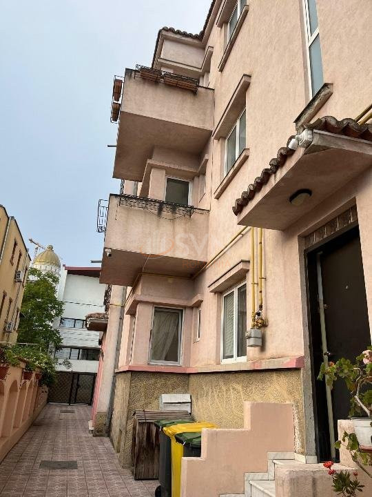 Casa, 15 camere Bucuresti/13 Septembrie