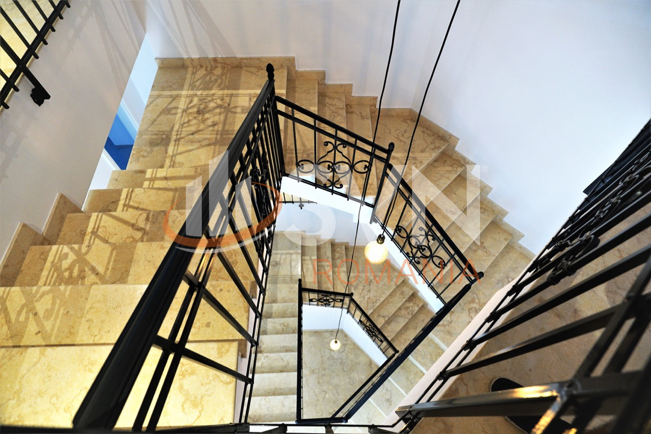 Casa, 16 camere Bucuresti/Piata Romana