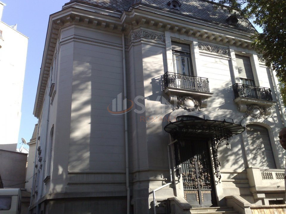 Casa, 16 camere Bucuresti/Calea Victoriei