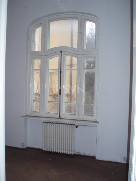 Casa, 16 camere Bucuresti/Calea Victoriei