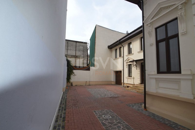 Casa, 16 camere Bucuresti/Piata Victoriei