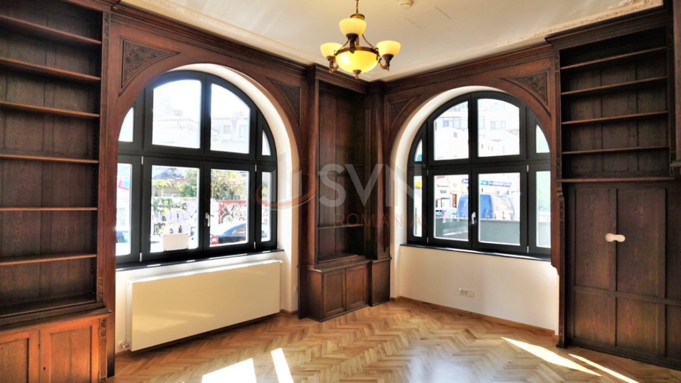 Casa, 16 camere Bucuresti/P-ta Romana