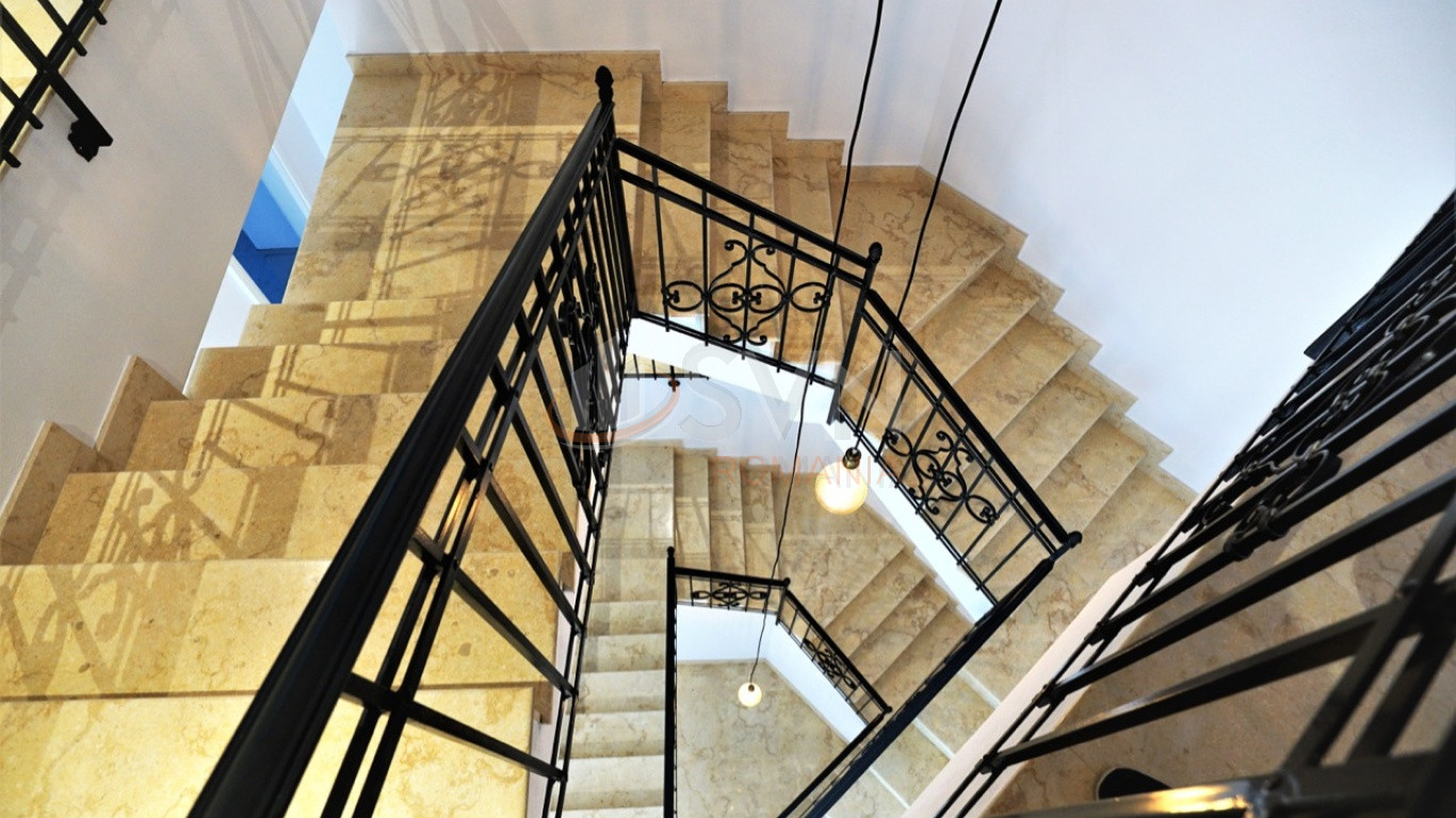 Casa, 16 camere Bucuresti/P-ta Romana