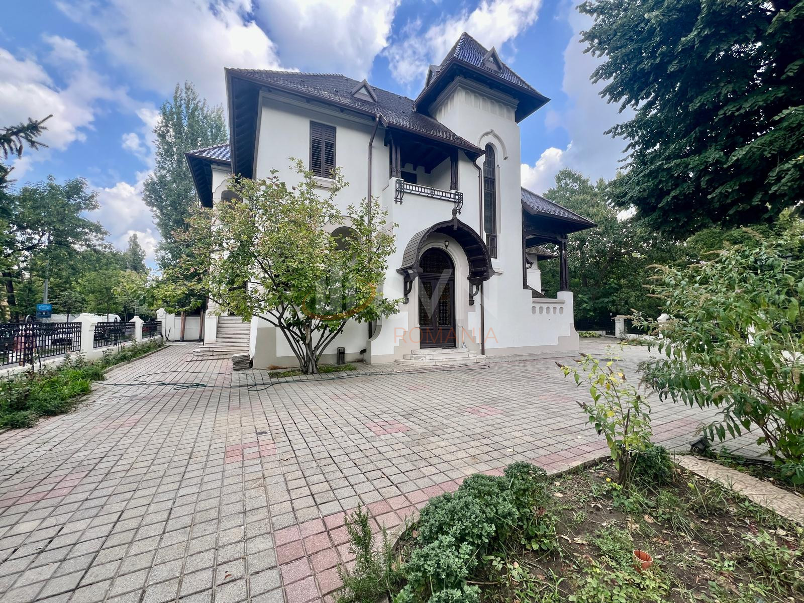 Casa, 16 camere Bucuresti/Dacia