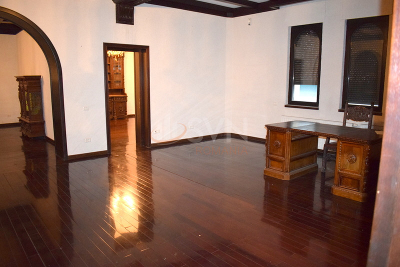 Casa, 18 camere Bucuresti/Romana