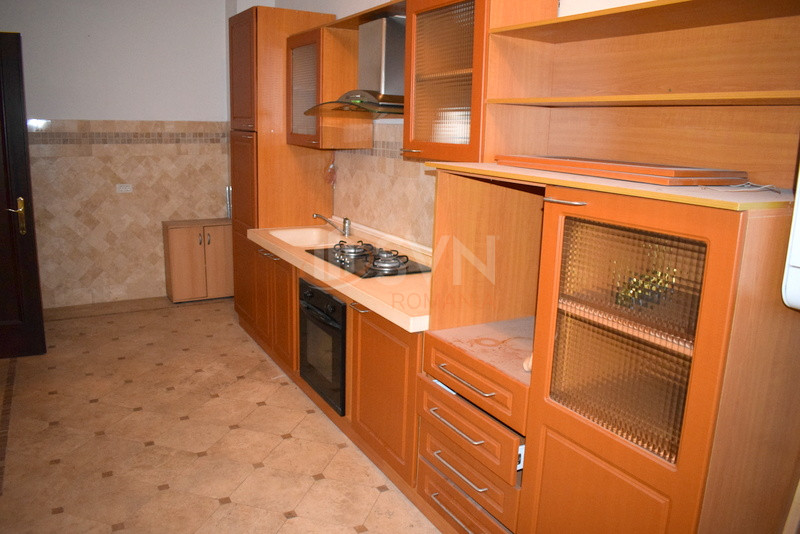 Casa, 18 camere Bucuresti/Romana