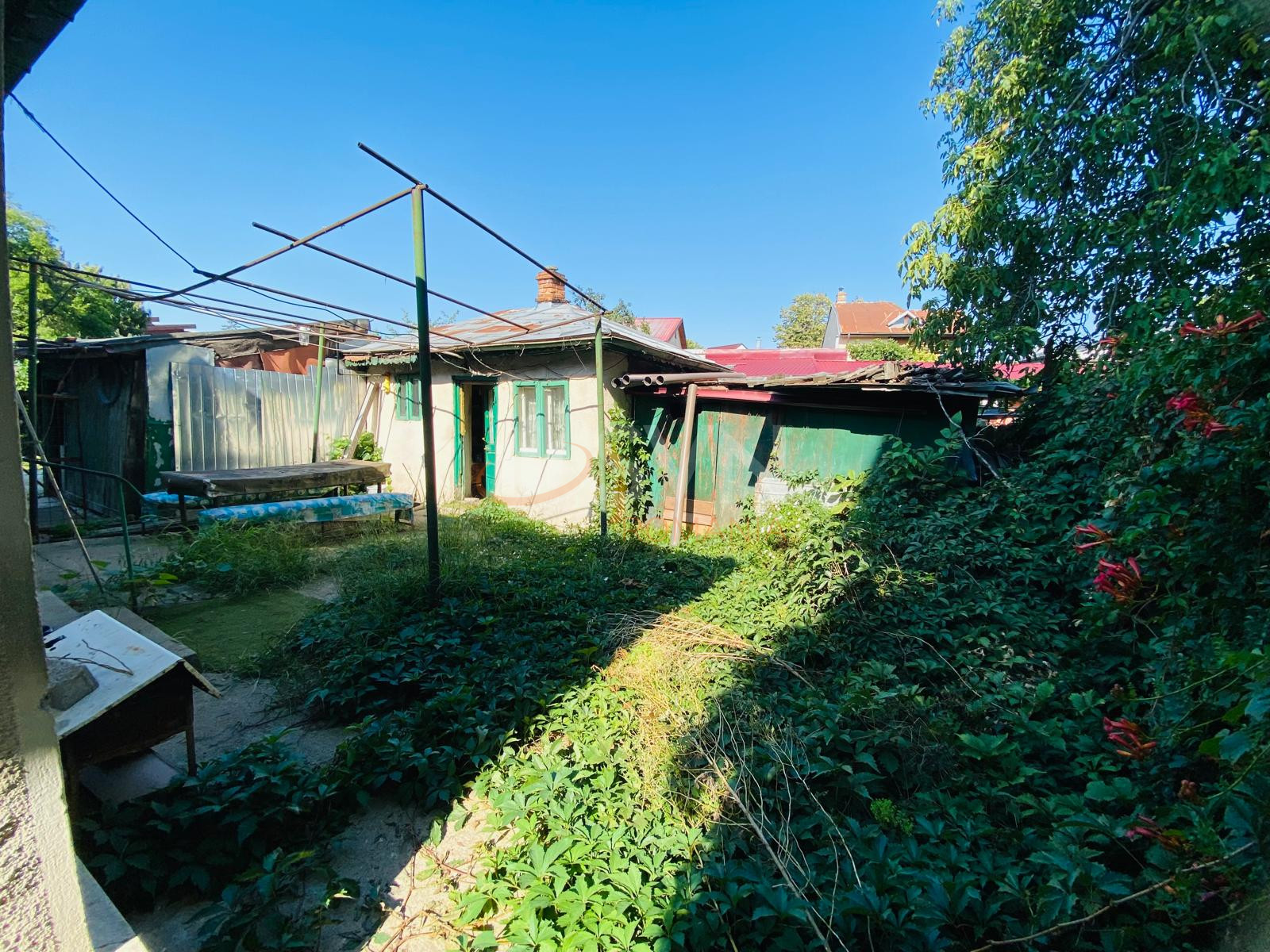 Casa, 2 camere Bucuresti/Jiului