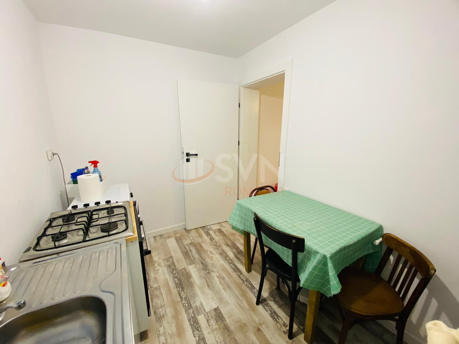 Casa, 2 camere Bucuresti/Piata Victoriei