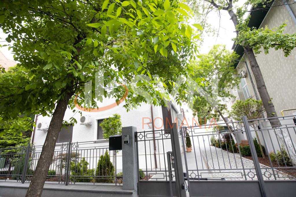 Casa, 20 camere Bucuresti/Capitale