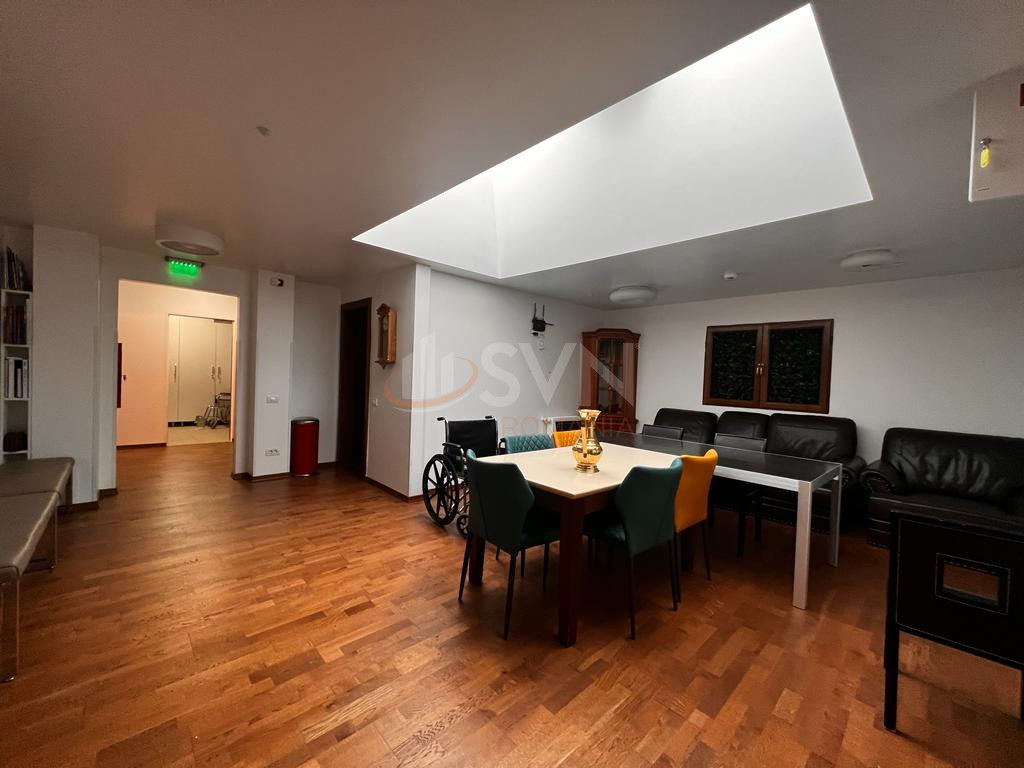 Casa, 20 camere Bucuresti/Calea Victoriei