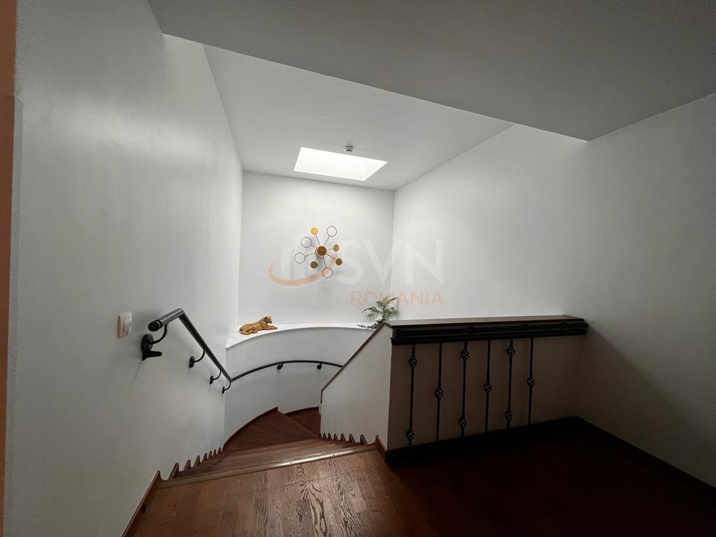 Casa, 20 camere Bucuresti/Calea Victoriei