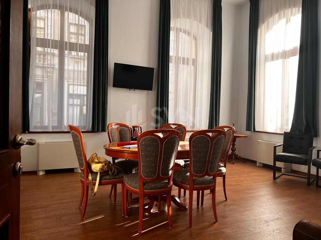 Casa, 20 camere Bucuresti/Calea Victoriei
