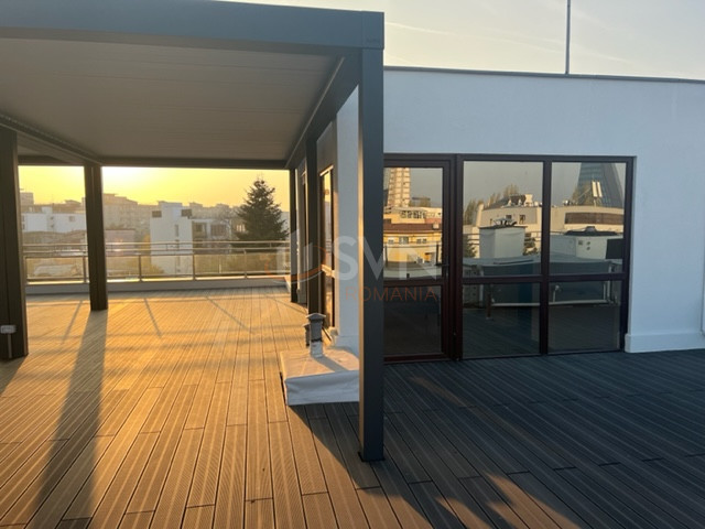 Casa, 20 camere Bucuresti/Piata Presei Libere