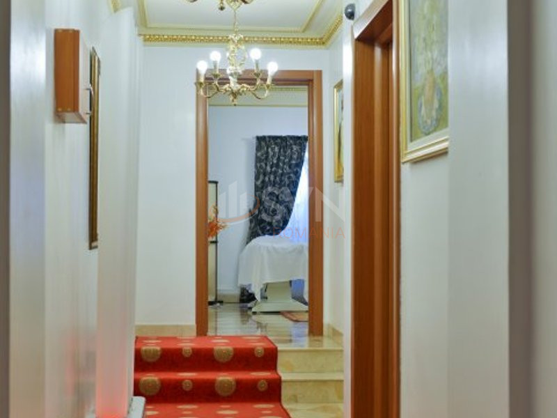 Casa, 20 camere Bucuresti/Piata Romana