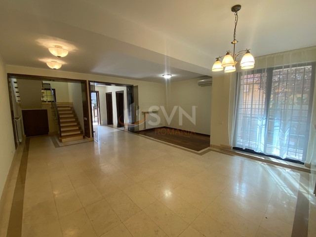 Casa, 3 camere Bucuresti/Domenii