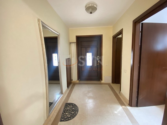 Casa, 3 camere Bucuresti/Domenii