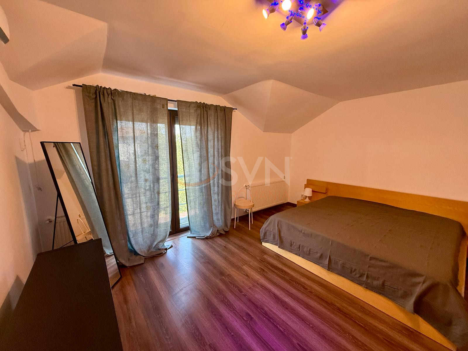 Casa, 3 camere Bucuresti/Baneasa