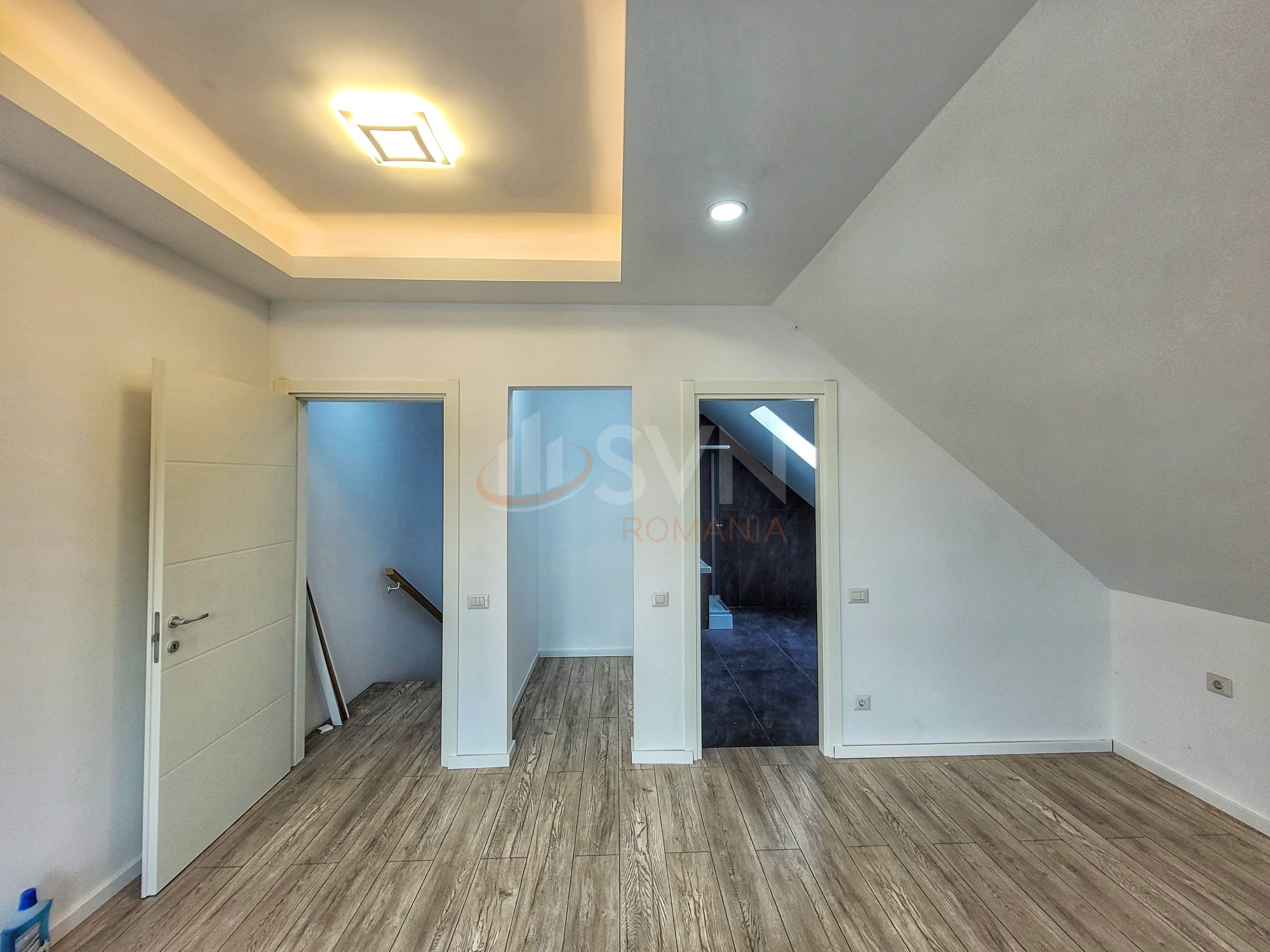 Casa, 3 camere Bucuresti/Bucurestii Noi