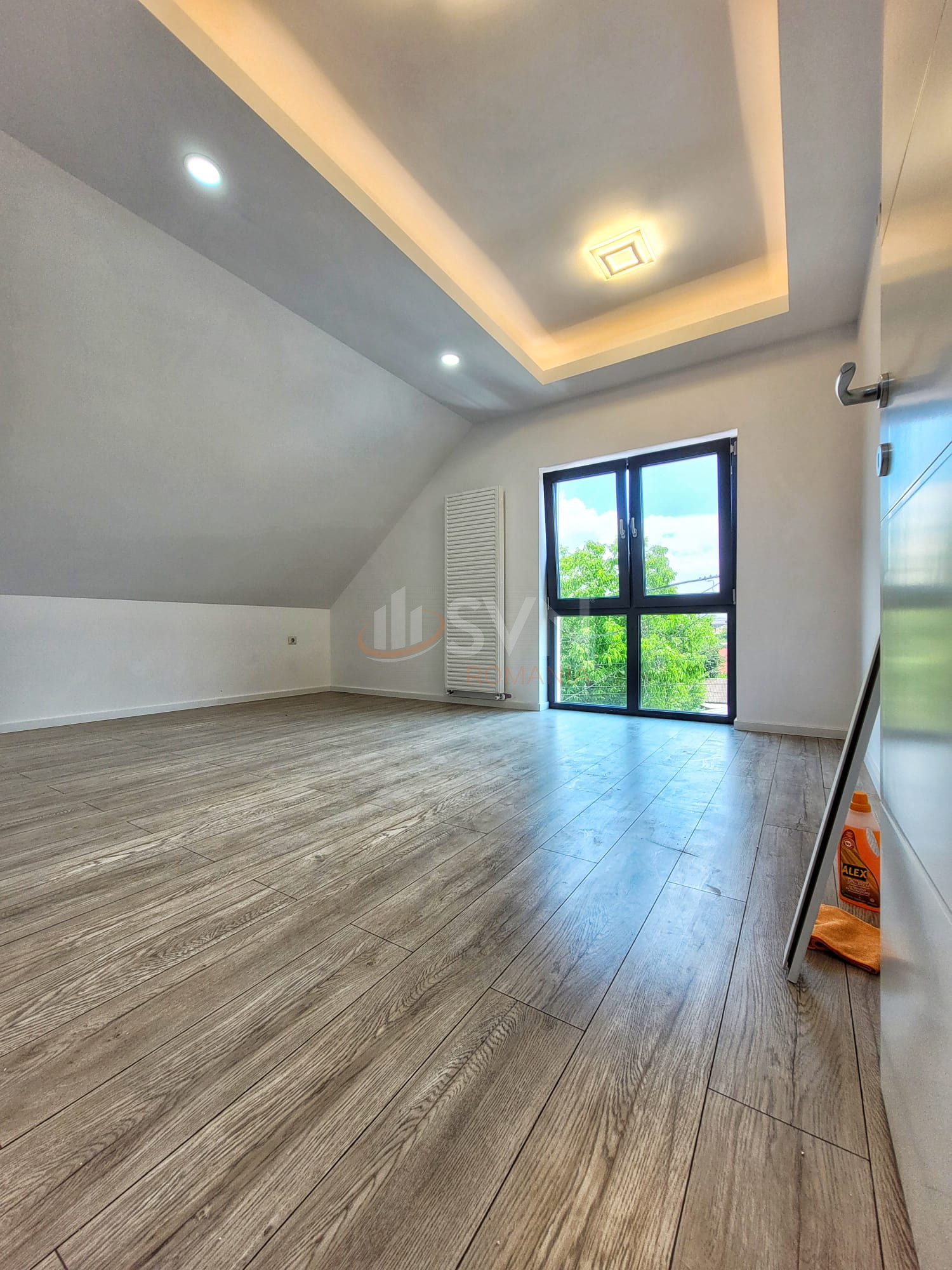 Casa, 3 camere Bucuresti/Bucurestii Noi