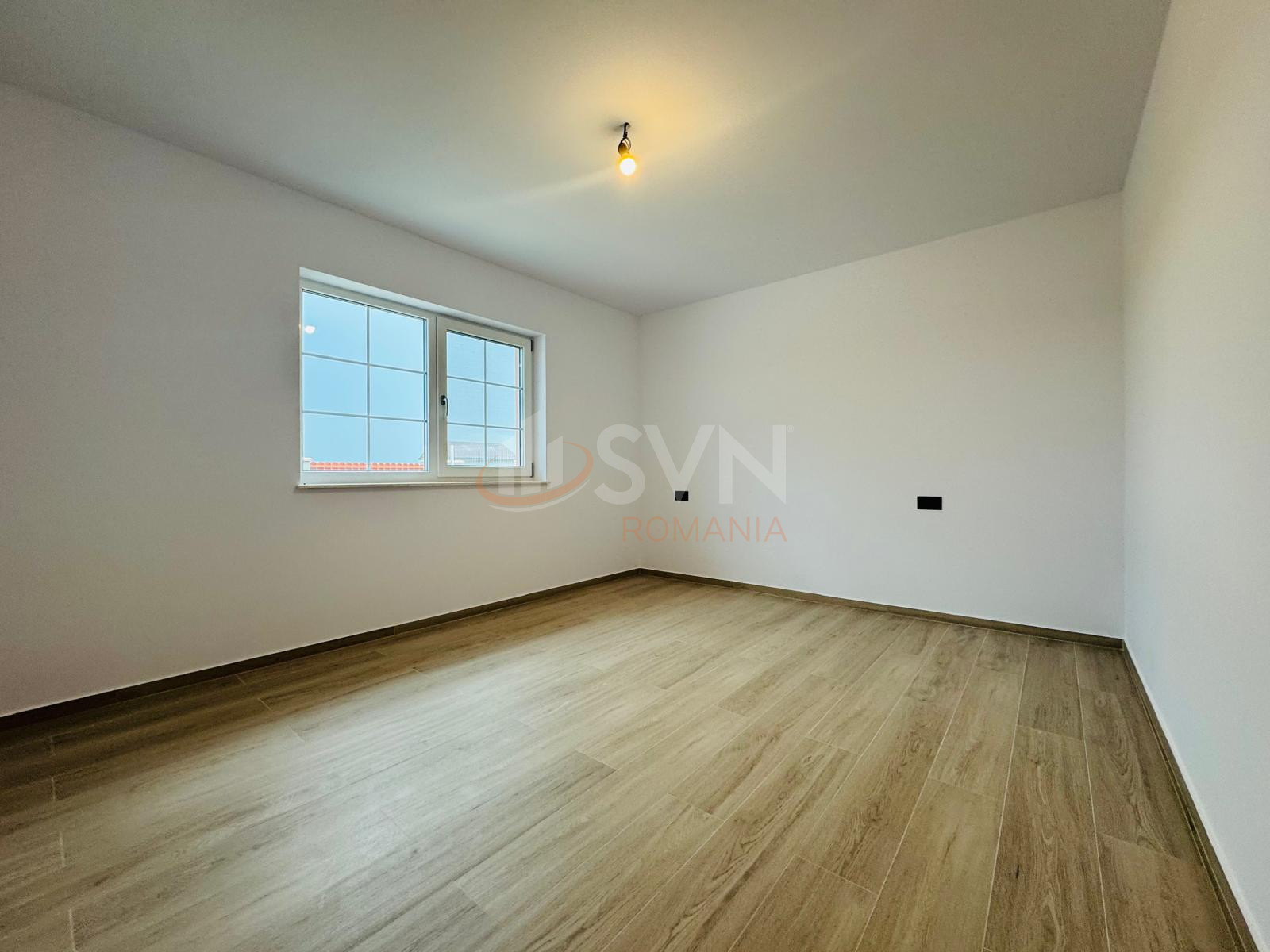 Casa, 3 camere Dambovita/Centru