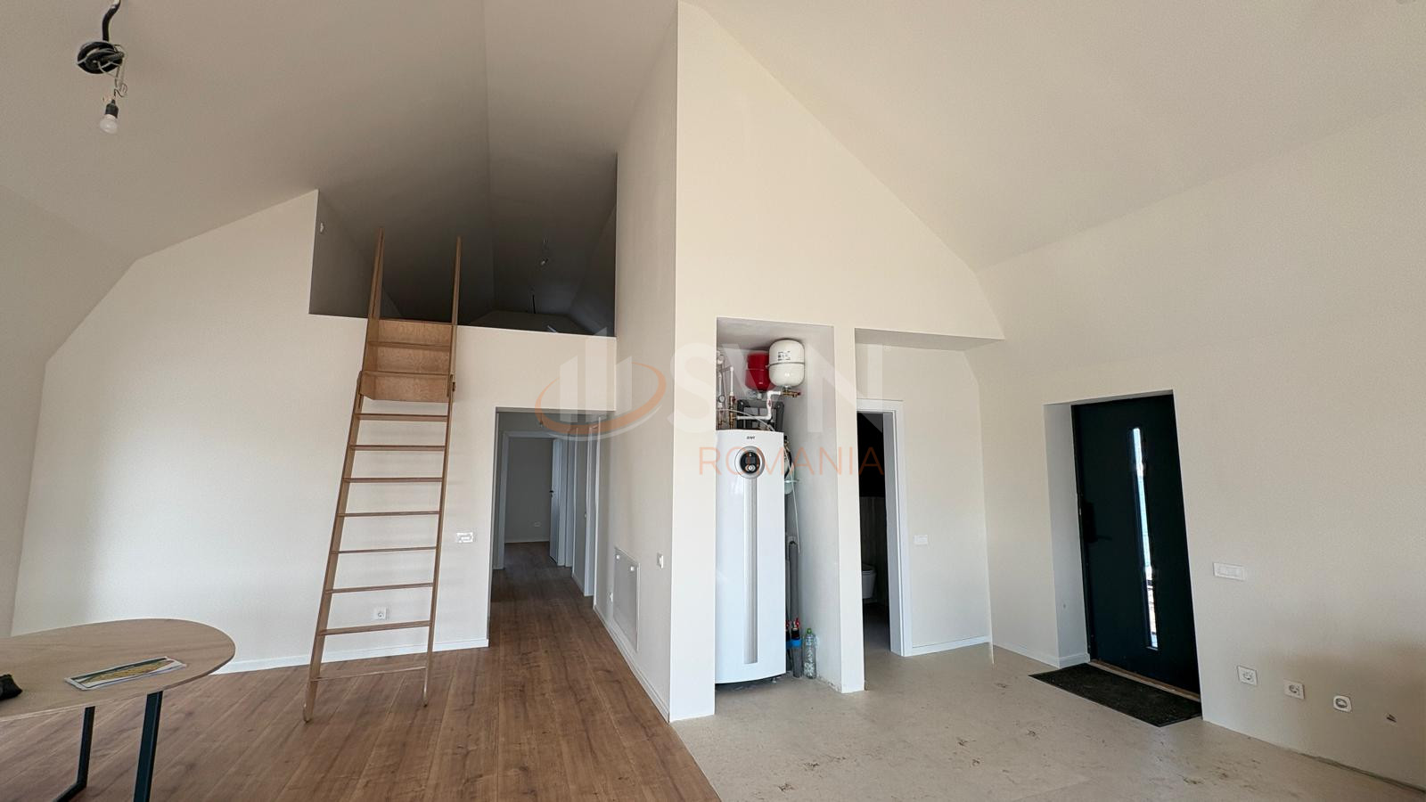 Casa, 3 camere Dambovita/Centru