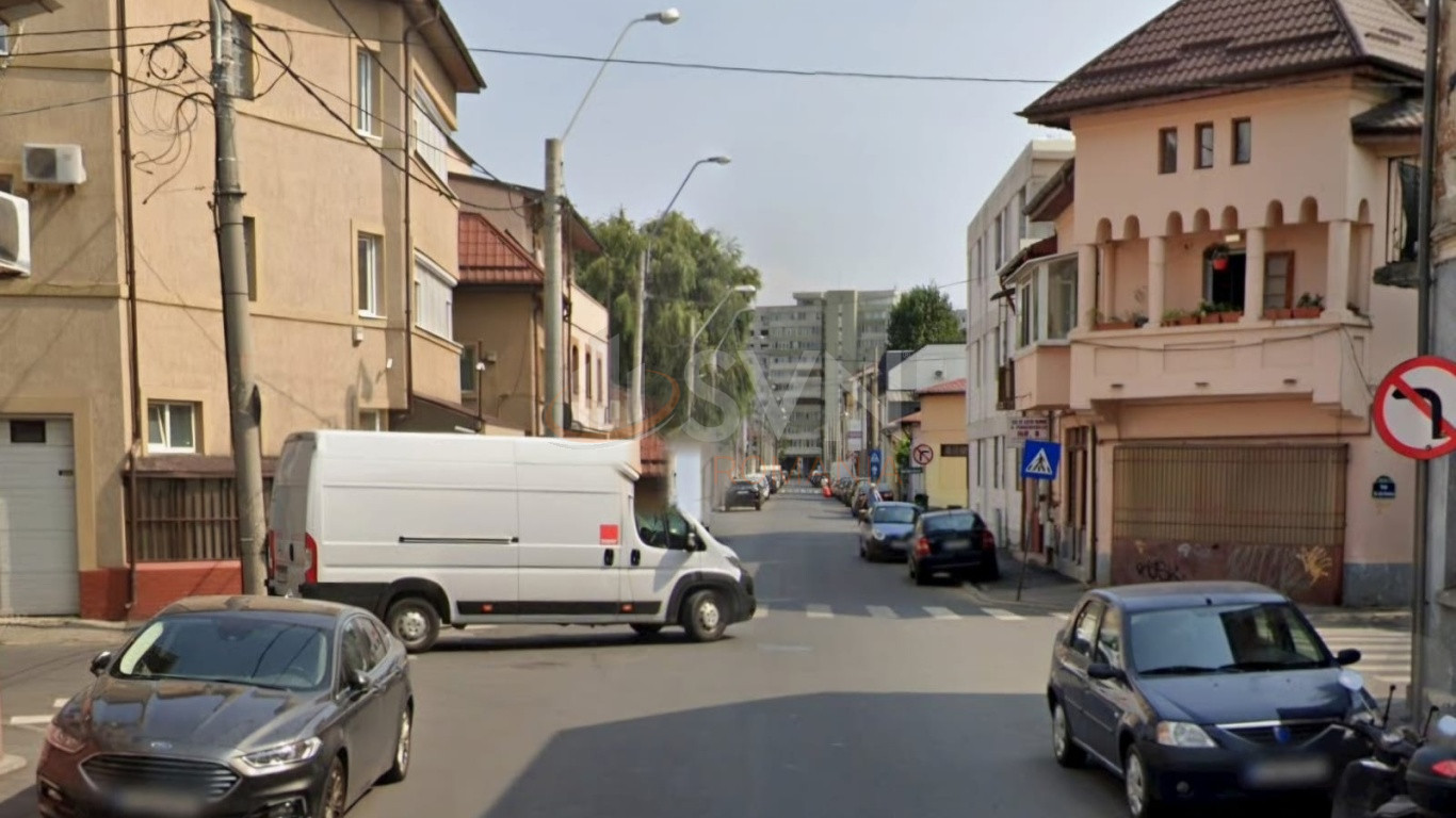 Casa, 3 camere Bucuresti/Banu Manta