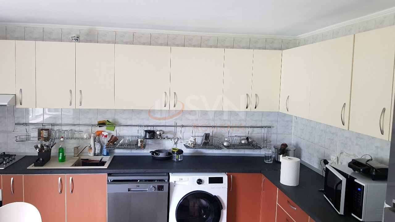 Casa, 3 camere Bucuresti/Straulesti