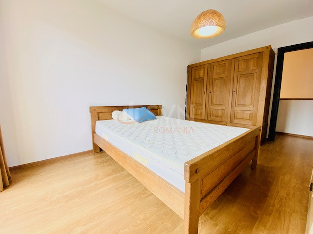 Casa, 3 camere Bucuresti/Titan