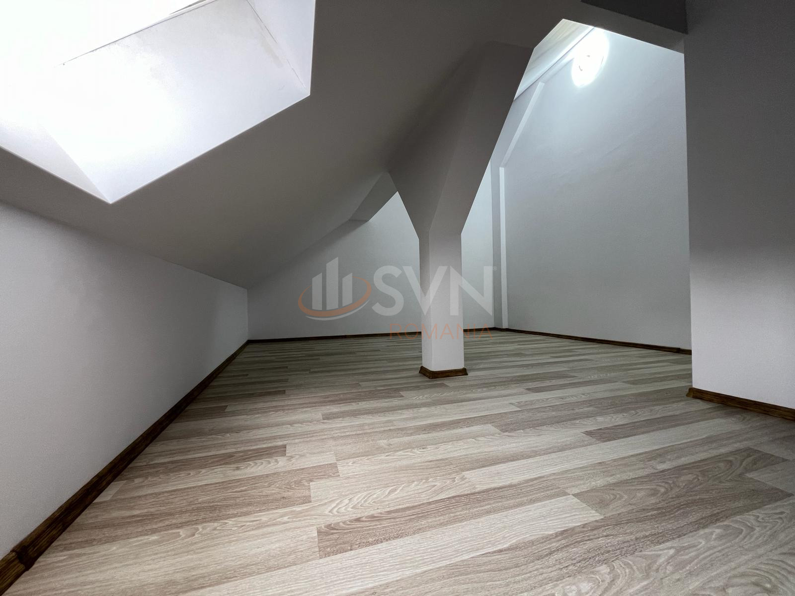 Casa, 3 camere Bucuresti/Piata Victoriei