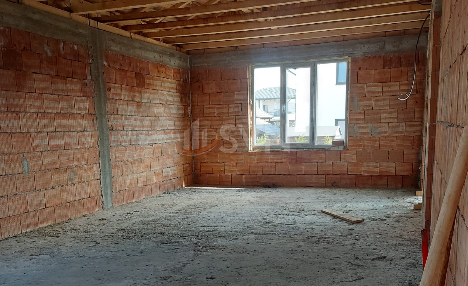 Casa, 3 camere Dambovita/Centru