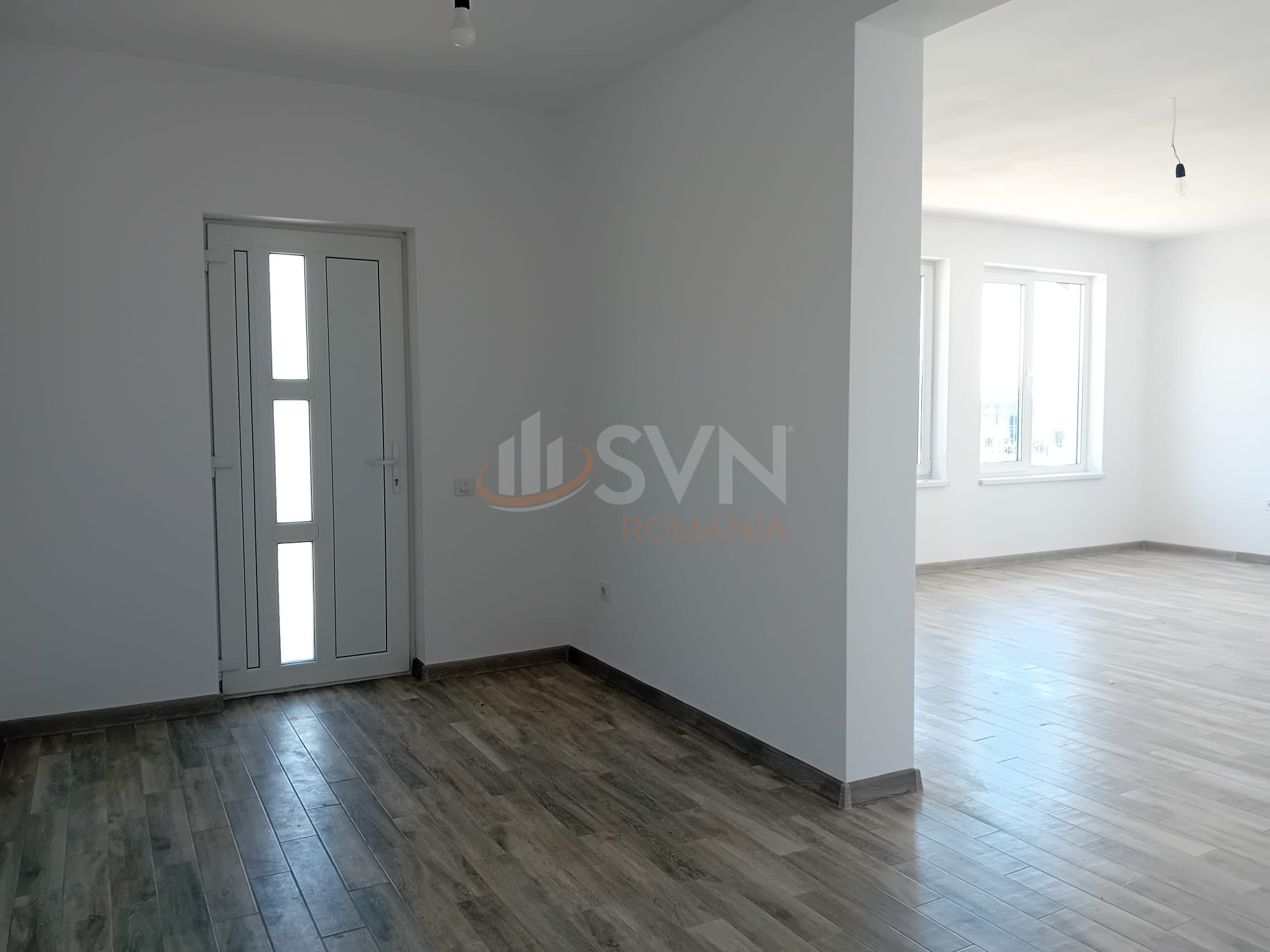 Casa, 3 camere Dambovita/Centru