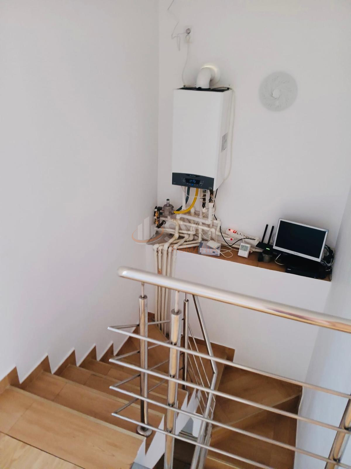 Casa, 3 camere Bucuresti/Bucurestii Noi