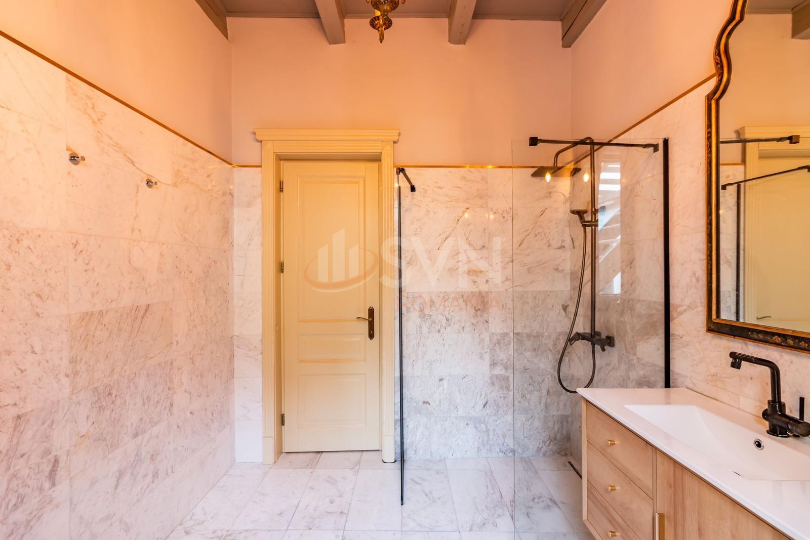 Casa, 3 camere Bucuresti/Armeneasca