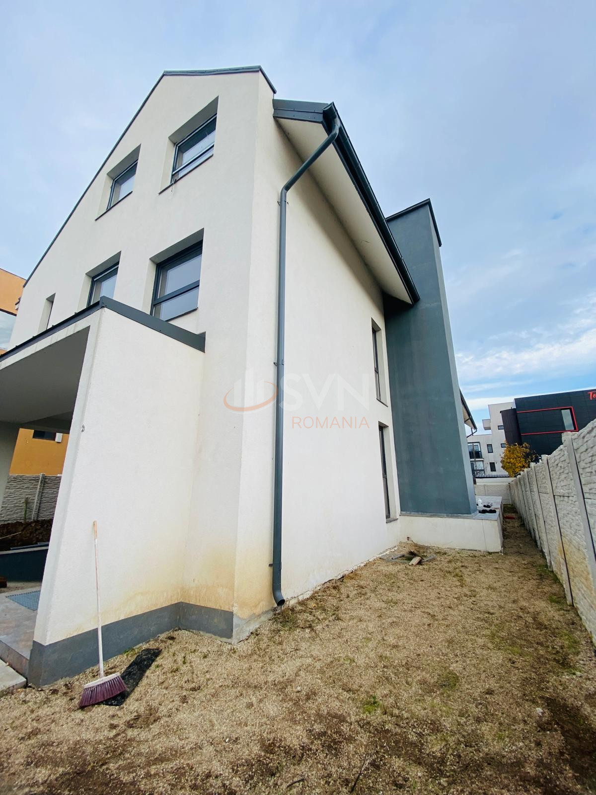 Casa, 3 camere Bucuresti/Sisesti