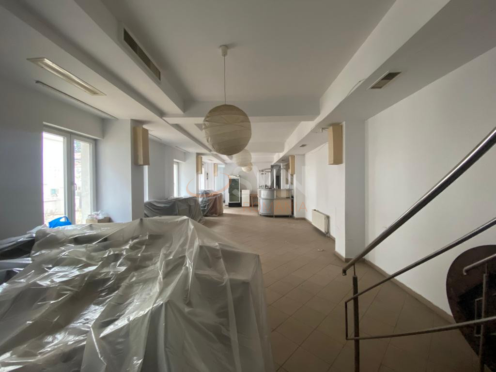 Casa, 30 camere Bucuresti/Unirii (s3)