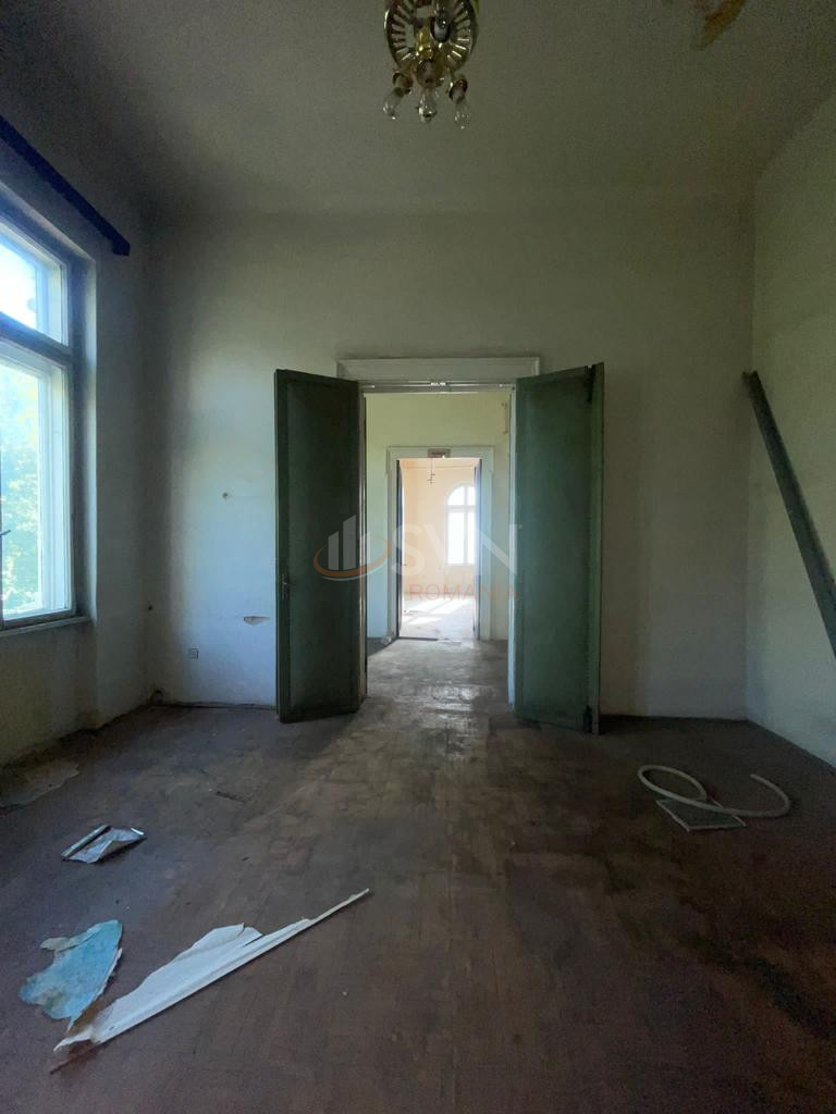 Casa, 30 camere Bucuresti/Piata Universitatii