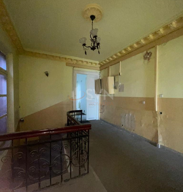 Casa, 30 camere Bucuresti/Piata Universitatii