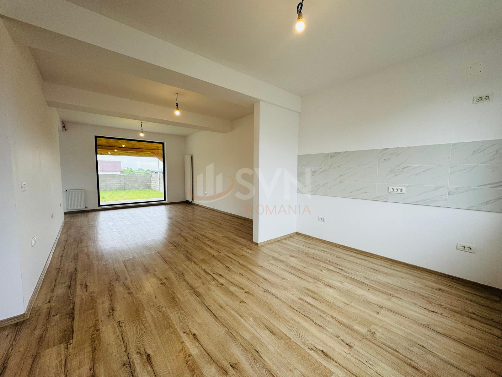 Casa, 4 camere Dambovita/Centru
