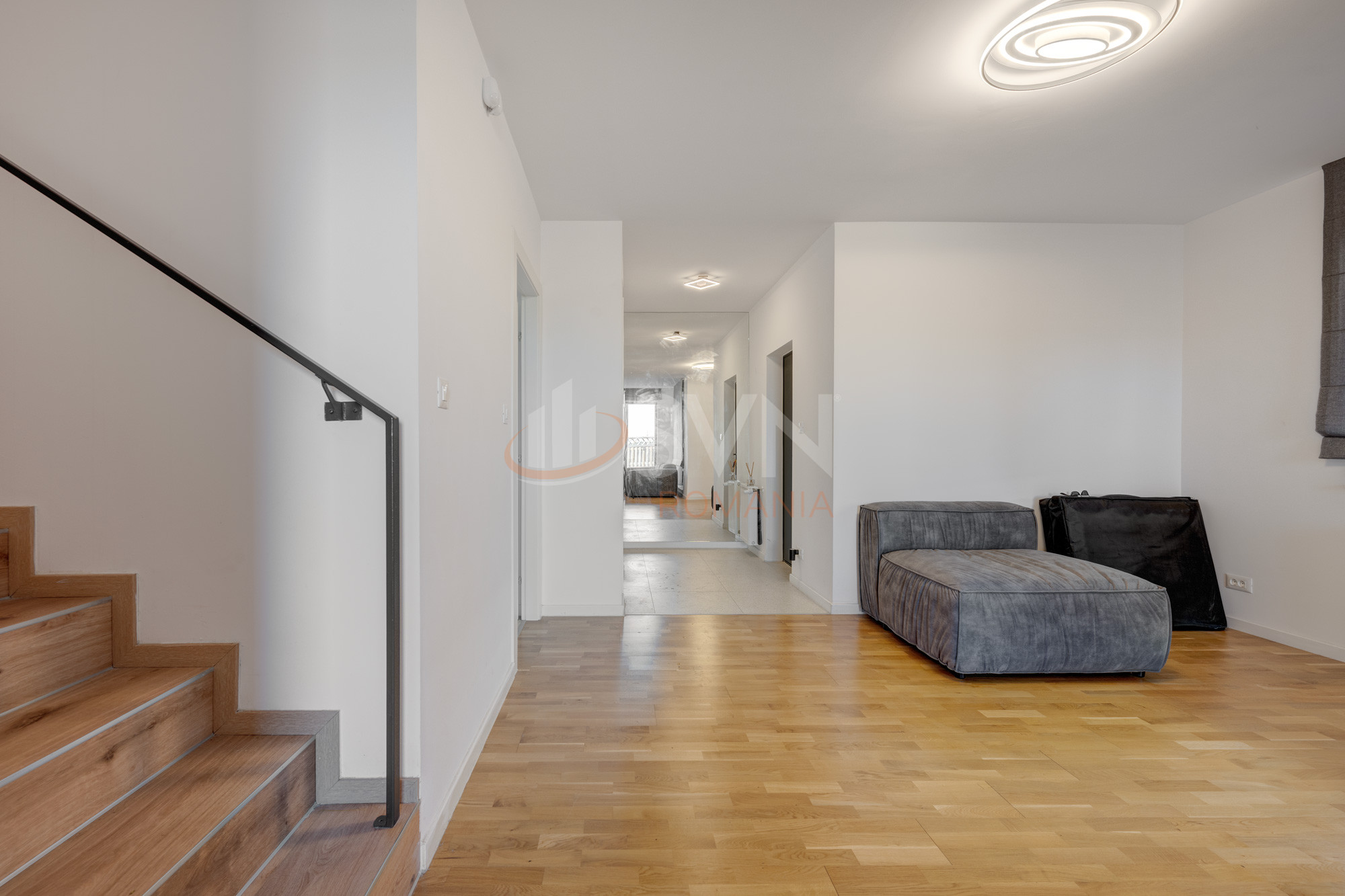 Casa, 4 camere Calarasi/Centru