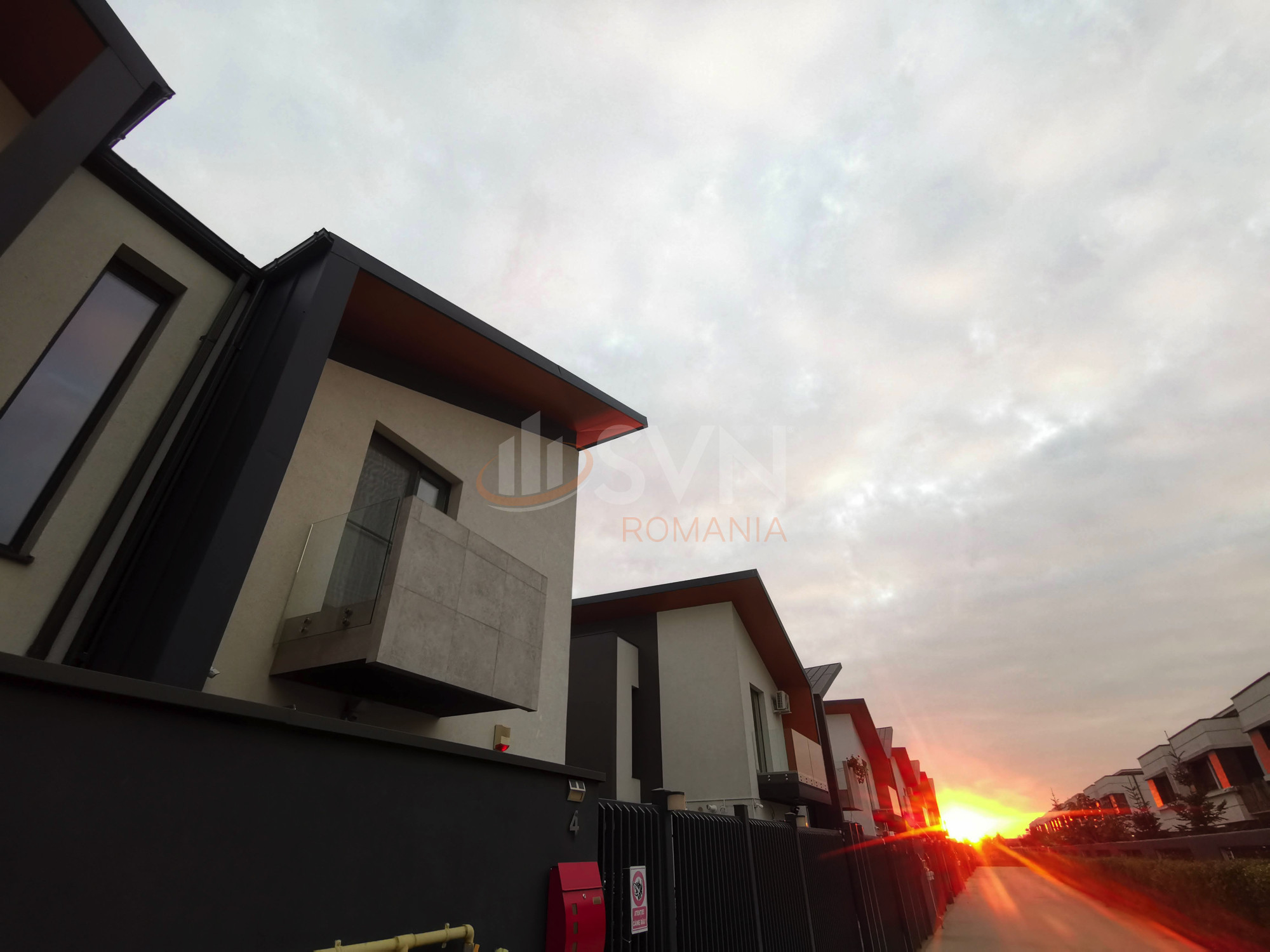 Casa, 4 camere Bucuresti/Prelungirea Ghencea