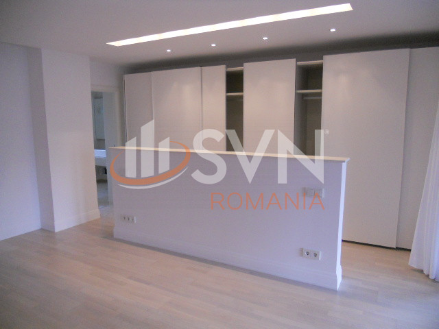 Casa, 4 camere Bucuresti/Pipera