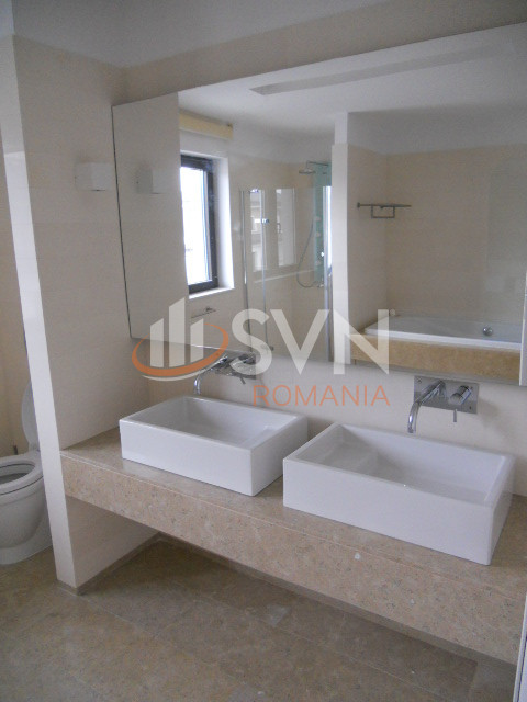 Casa, 4 camere Bucuresti/Pipera