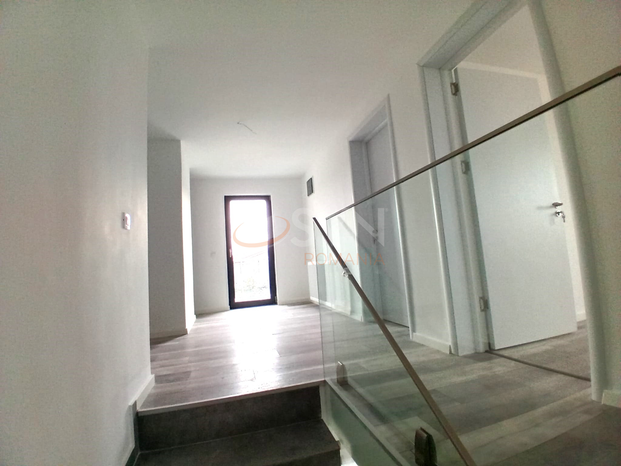 Casa, 4 camere Dambovita/Centru